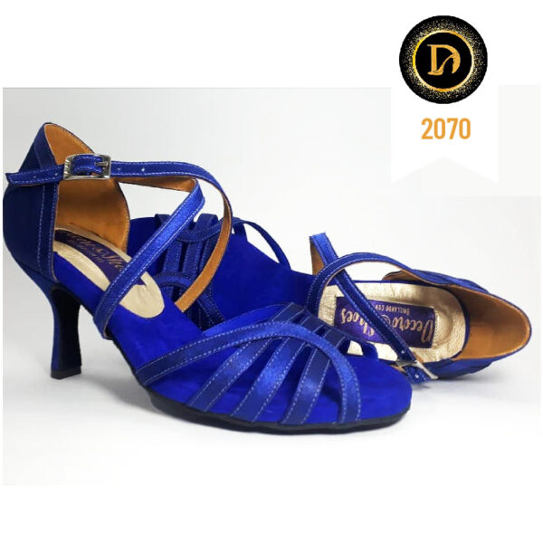 2070 - Dama Latino - Salsa - Bachata