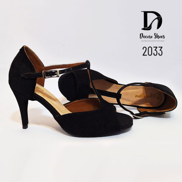 2033 - Dama Tango