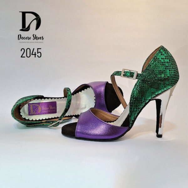 2045 - Dama Tango