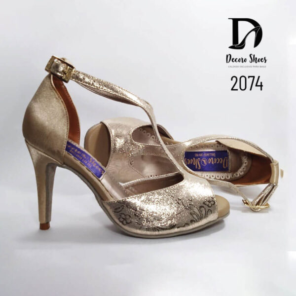 2074 - Dama Tango
